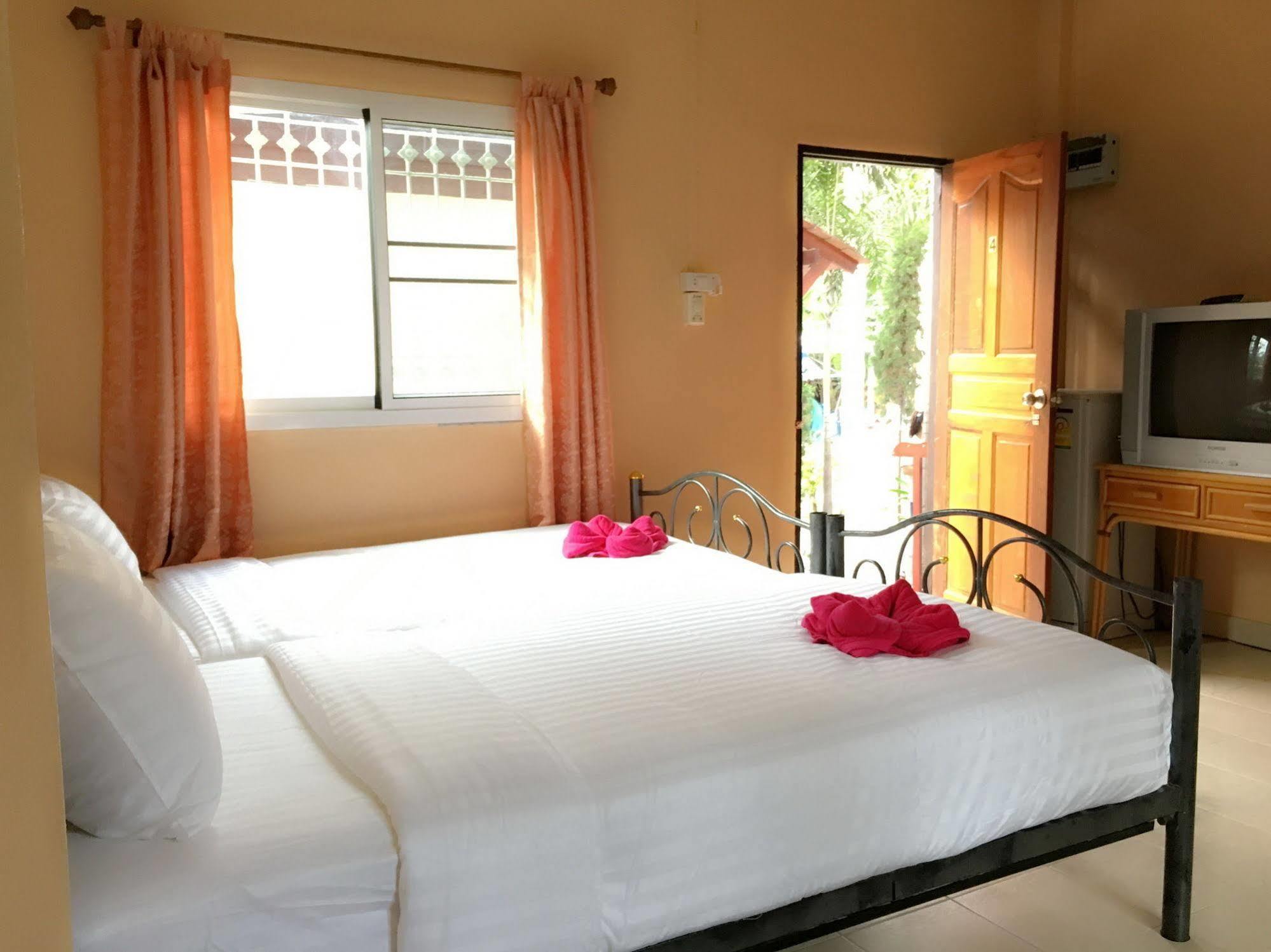 Sarin Guesthouse Koh Tao Extérieur photo