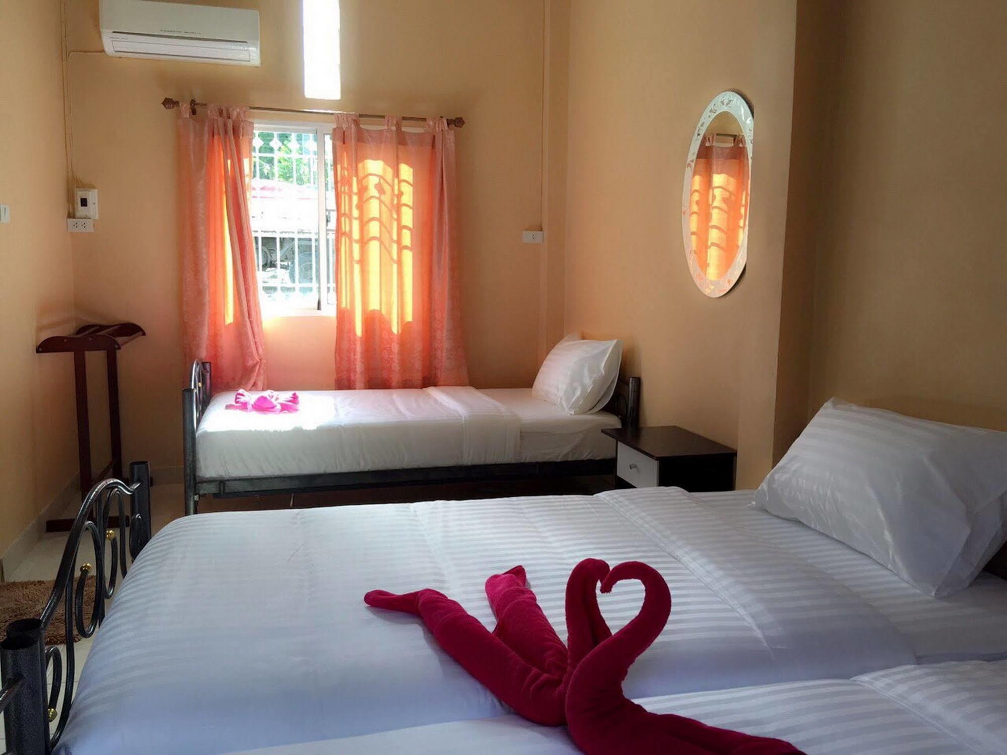 Sarin Guesthouse Koh Tao Extérieur photo