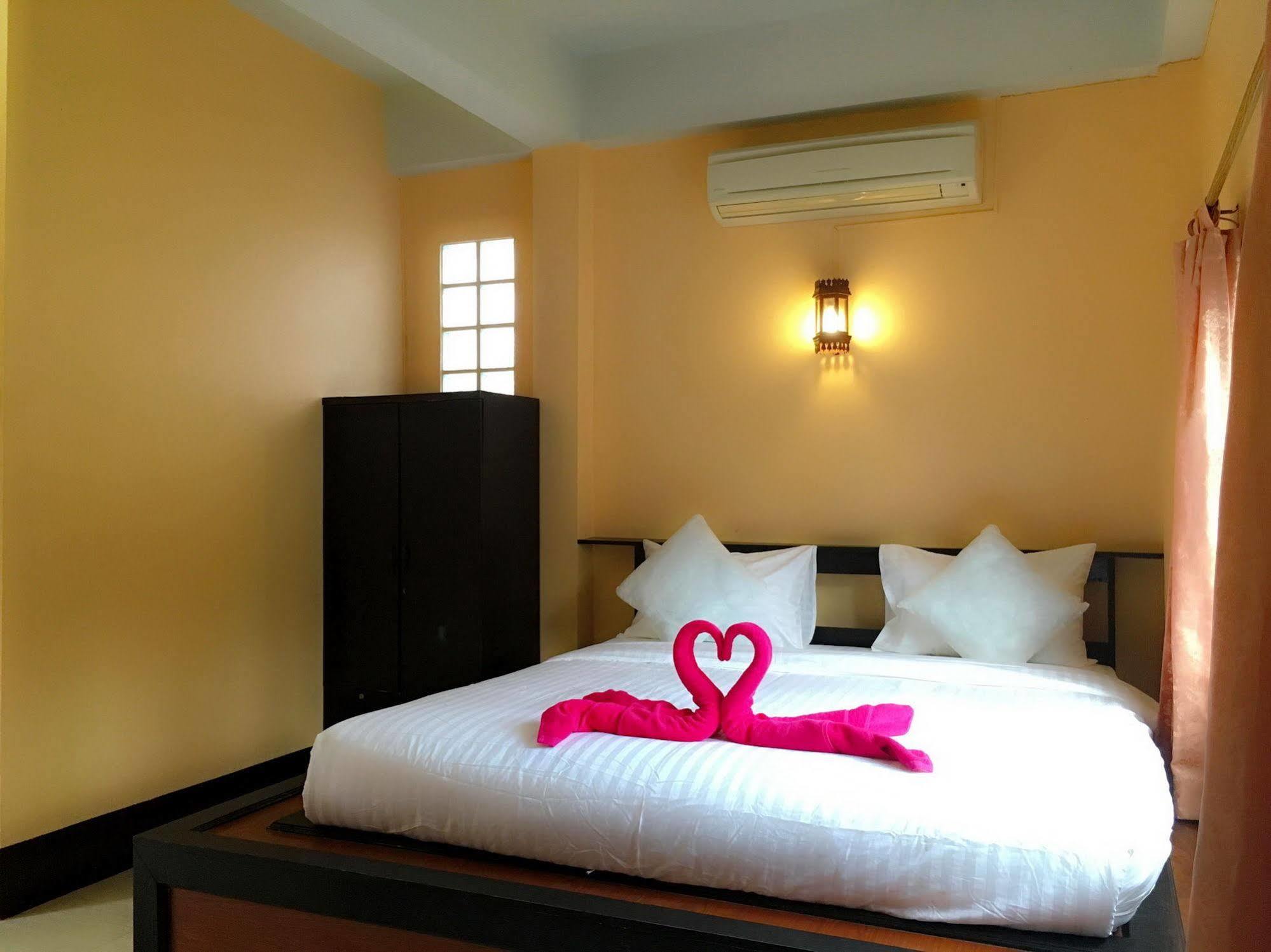 Sarin Guesthouse Koh Tao Extérieur photo